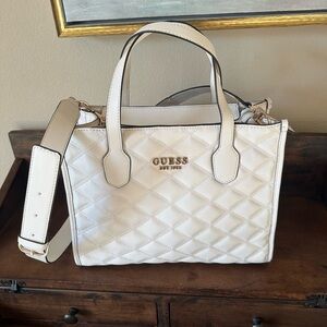 GUESS NWT Quilted Satchel Bag